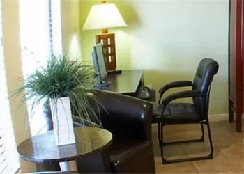 Premier Inns Tolleson hotel thumbnail 7