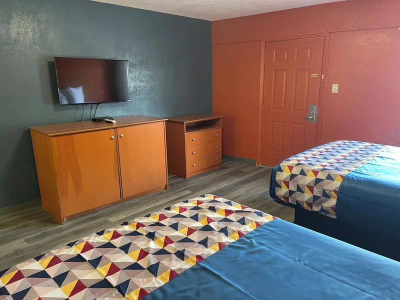 Economy Inn hotel detail image 2