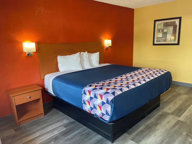 Economy Inn hotel detail image 6