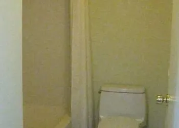 Desert Inn Motel hotel thumbnail 6