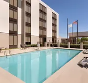 La Quinta Inn & Suites by Wyndham Dothan hotel detail image 4