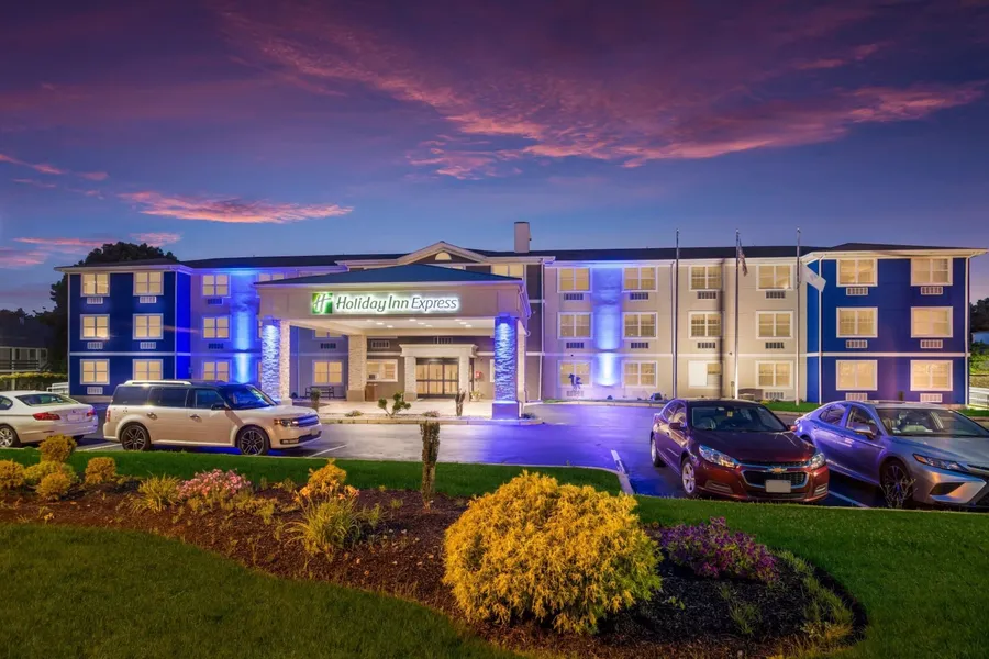 Holiday Inn Express Plymouth by IHG hotel detail image 2
