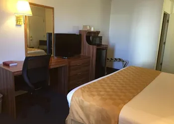 Haysville Express Inn hotel thumbnail 7