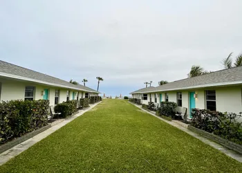 Surf Studio Beach Resort hotel thumbnail 6