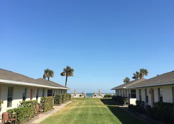 Surf Studio Beach Resort hotel thumbnail 8