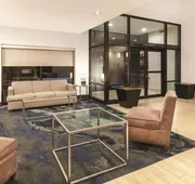 La Quinta Inn & Suites by Wyndham Philadelphia Airport hotel detail image 7