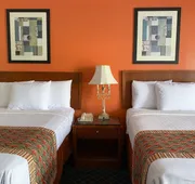 Royal Inn Richmond Hill- Savannah I-95 hotel detail image 7