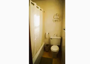 Koch Motel Sabetha KS By OYO hotel thumbnail 4