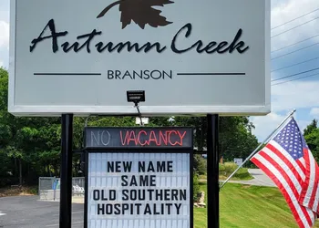 Autumn Creek Branson hotel thumbnail 3