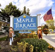 Maple Terrace Motel hotel detail image 4