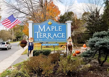 Maple Terrace Motel hotel thumbnail 5
