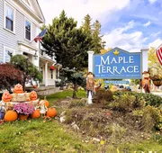 Maple Terrace Motel hotel detail image 7