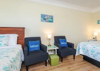 Atlantic Breeze Suites hotel thumbnail 5