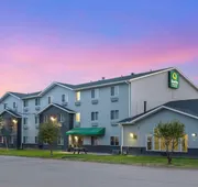 Quality Inn & Suites Delaware South hotel detail image 7
