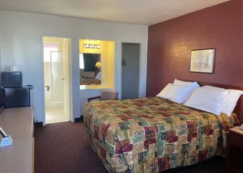 Travel Inn hotel thumbnail 4