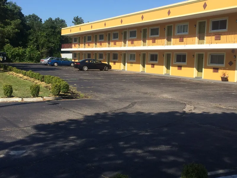 Travel Inn & Suites hotel detail image 2