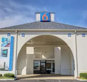 Motel 6 Dickson, TN hotel detail image 4