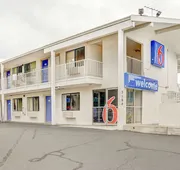 Motel 6 Portland, OR - Central hotel detail image 4