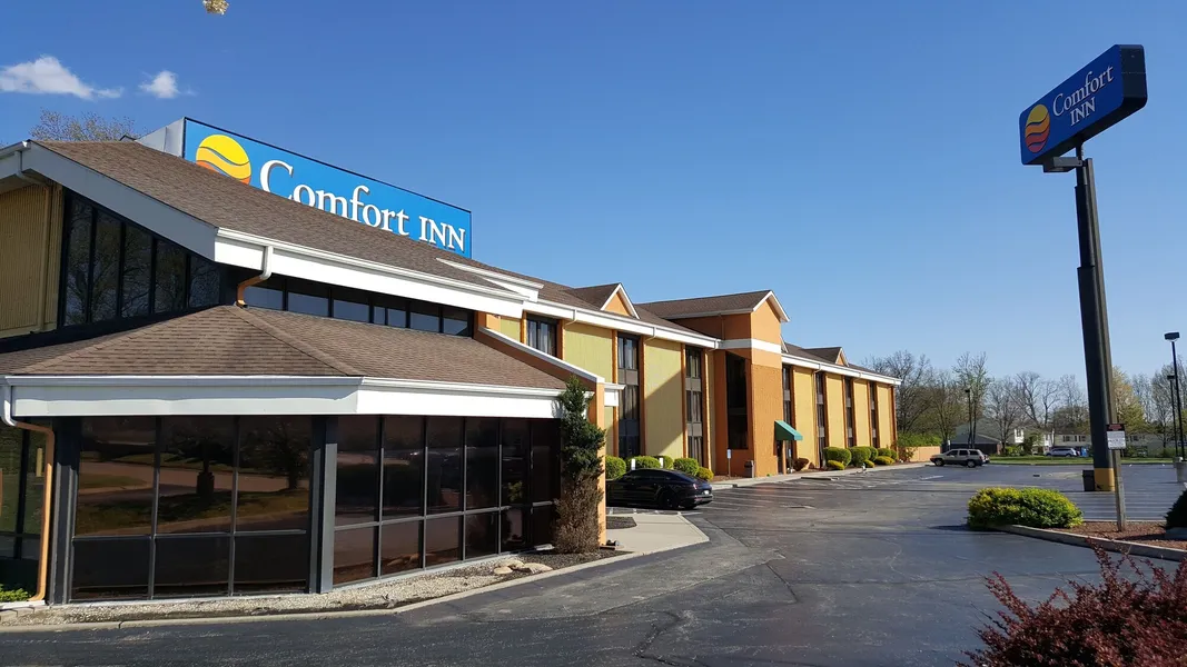 Comfort Inn Cincinnati Northeast hotel detail image 2