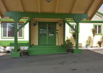 Safari Inn hotel thumbnail 5