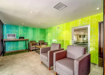 Comfort Inn Woodland Hills hotel thumbnail 5
