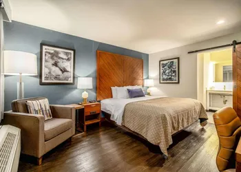 Comfort Inn Woodland Hills hotel thumbnail 6