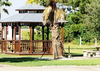Winnie Inn Suites & RV Park hotel thumbnail 4