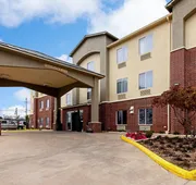Comfort Inn and Suites Fredericksburg hotel detail image 4