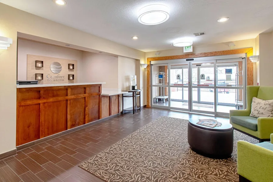 Comfort Inn and Suites Fredericksburg hotel detail image 6