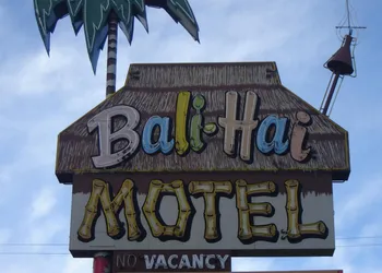 Bali Hai Motel hotel thumbnail 2