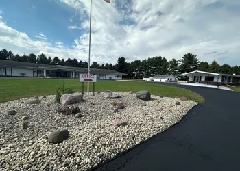 Skyview Motel hotel thumbnail 3