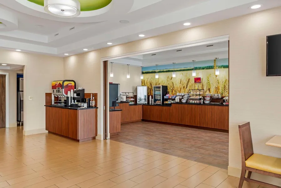Best Western Plus North Shore Hotel hotel detail image 6