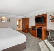 Comfort Inn Manchester Airport hotel detail image 4