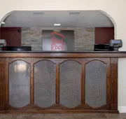 Red Roof Inn & Suites Oxford hotel detail image 3