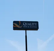 Quality Inn & Suites Fresno Northwest hotel detail image 3