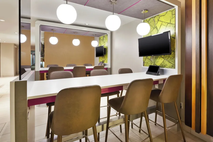 Crowne Plaza Dulles Airport by IHG hotel detail image 6