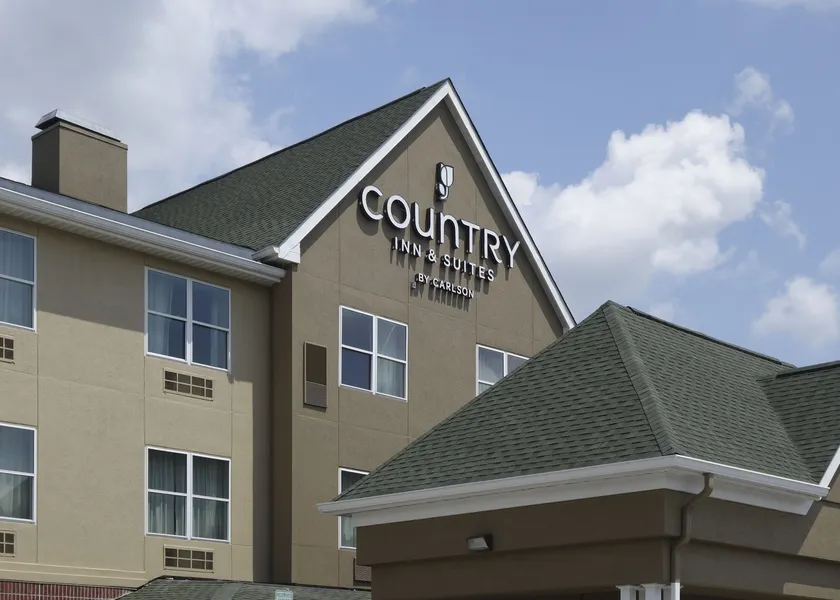 Country Inn & Suites by Radisson, Washington, D.C. East - Capitol Heights, MD hotel detail image 2