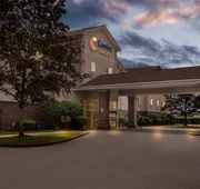 Comfort Suites Linn County hotel detail image 3