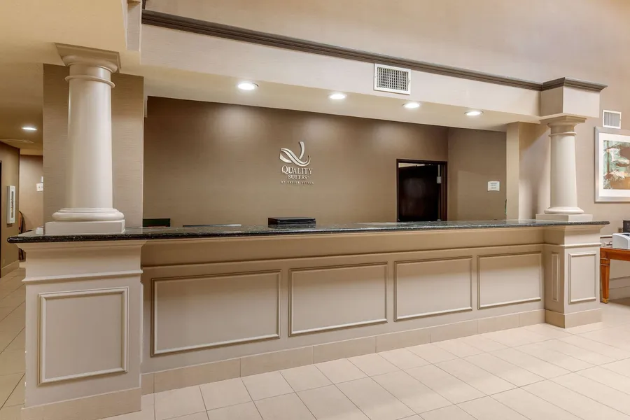 Quality Suites Sherman hotel detail image 6