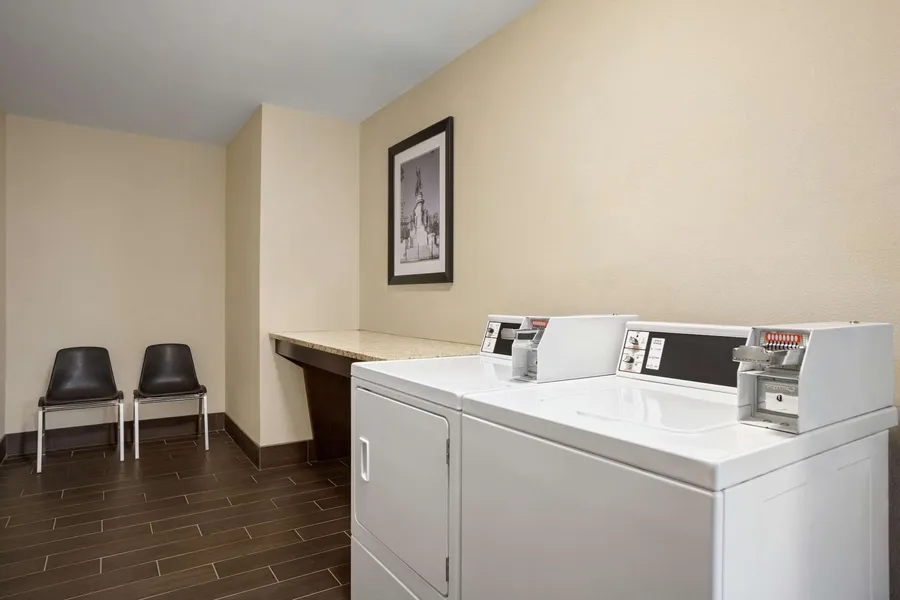 La Quinta Inn & Suites by Wyndham Richmond-Midlothian hotel detail image 6