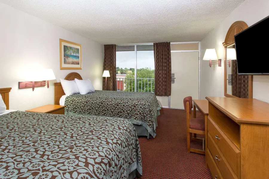 Days Inn by Wyndham Fort Myers hotel detail image 6