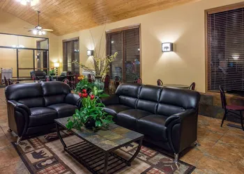 Days Inn by Wyndham Silverthorne hotel thumbnail 2