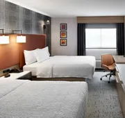 Hampton Inn Newark Airport hotel detail image 4