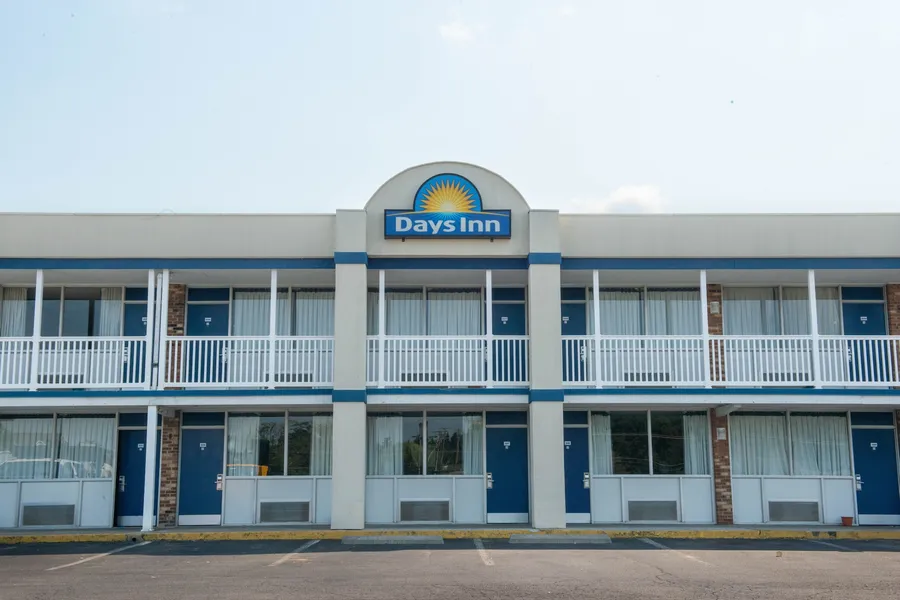 Days Inn by Wyndham Waynesboro hotel detail image 2