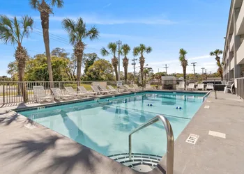 Days Inn by Wyndham Myrtle Beach-Grand Strand hotel thumbnail 7