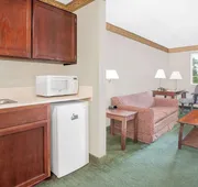 Days Inn by Wyndham Mountain Home hotel detail image 7