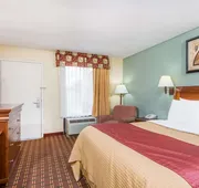 Days Inn by Wyndham Orangeburg hotel detail image 7