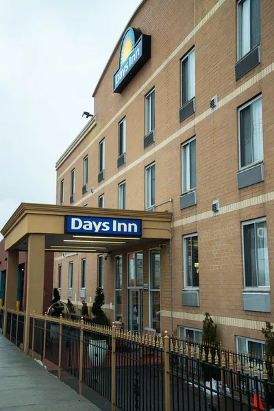 Days Inn by Wyndham Jamaica / JFK Airport hotel detail image 2