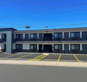 Seven Seas Inn & Suites hotel detail image 3