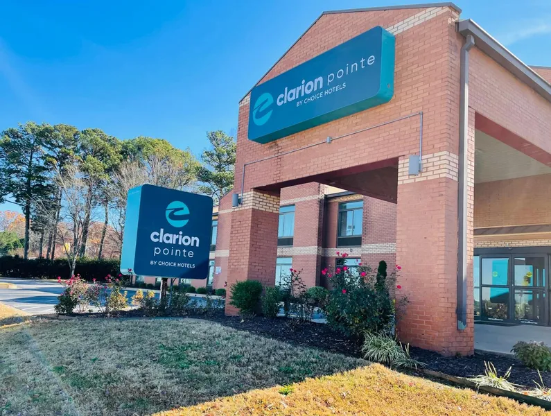 Clarion Pointe Atlanta Airport College Park hotel detail image 6